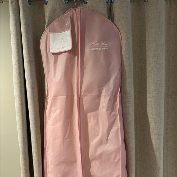 NWT Essense of Australia Wedding Dress - Picture 4 of 10